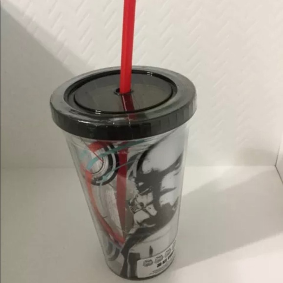 New Star Wars 16oz Plastic Travel Tumbler With 3D Ice Cubes, Instructions, Straw - Picture 7 of 7